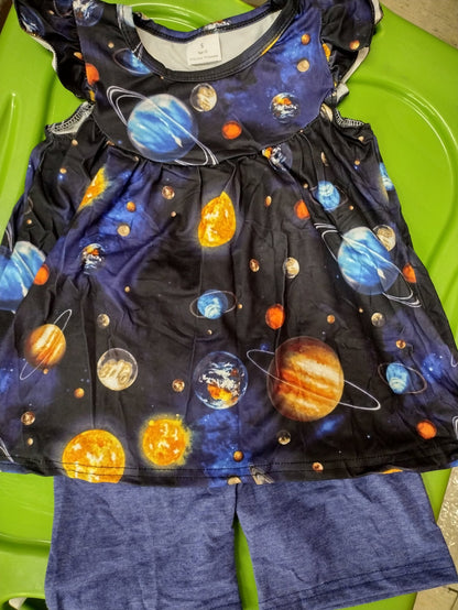 Flutter Sleeve Planets Short Outfit